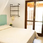 Ferienhaus Pineta Sopra Il Mare - Walk To The Santa Margherita di Pula